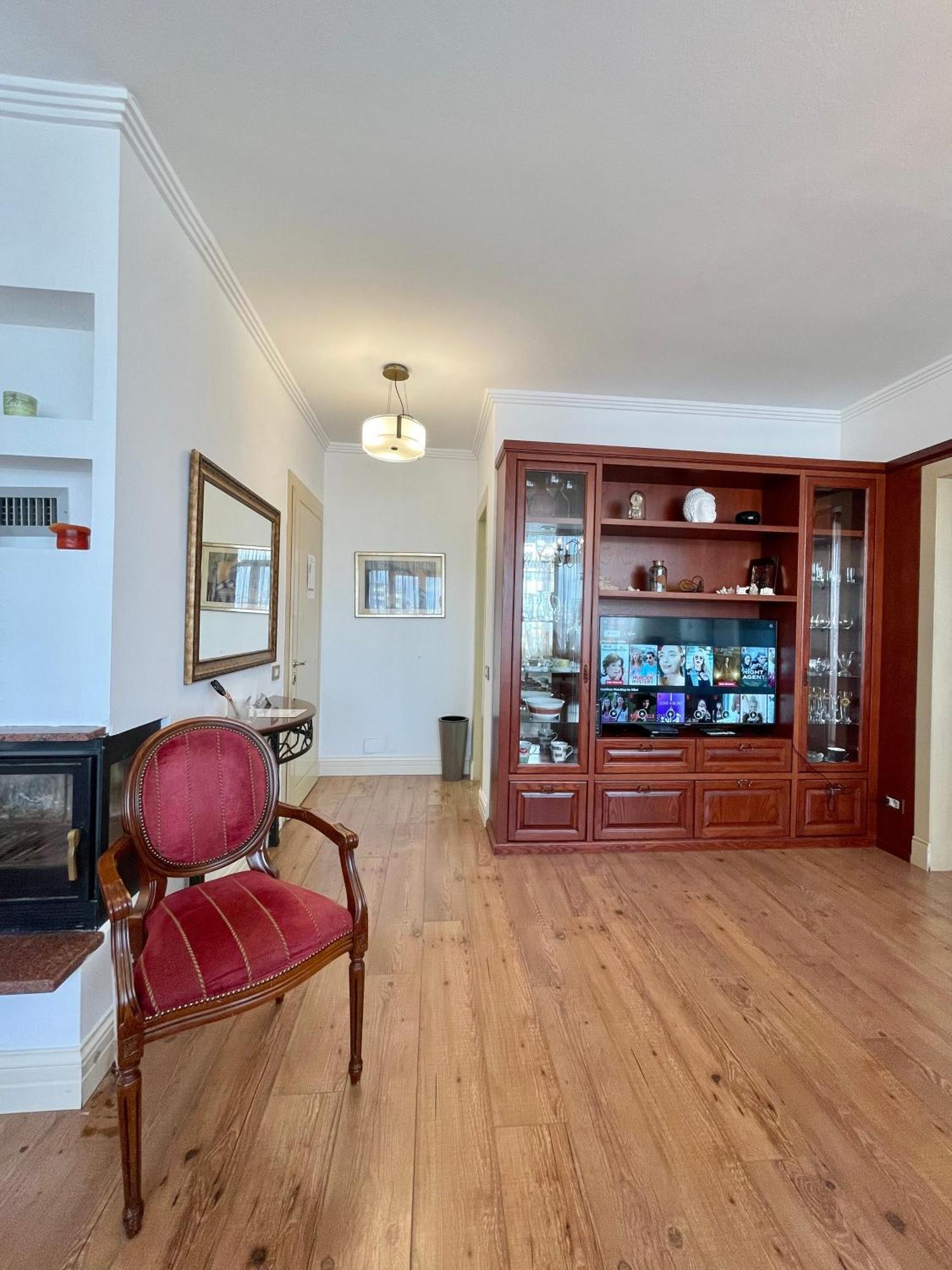Metro Apartment Tirana